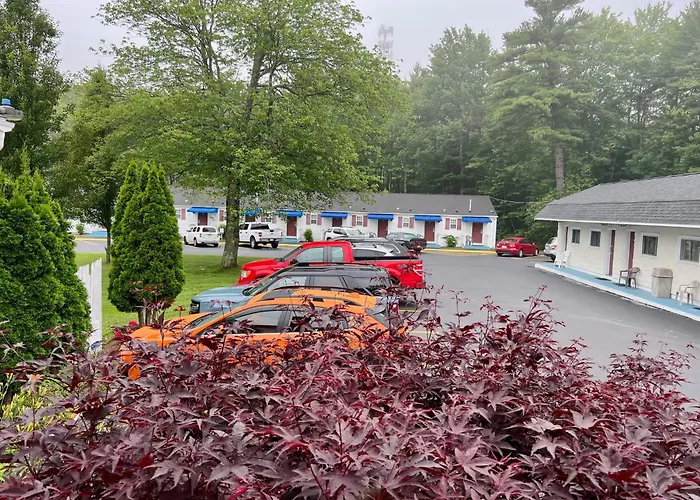 Rodeway Inn & Suites Brunswick Near Hwy 1