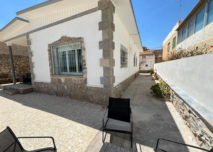 Chalet A 5 Metros Del Mar.Wifi Gratis