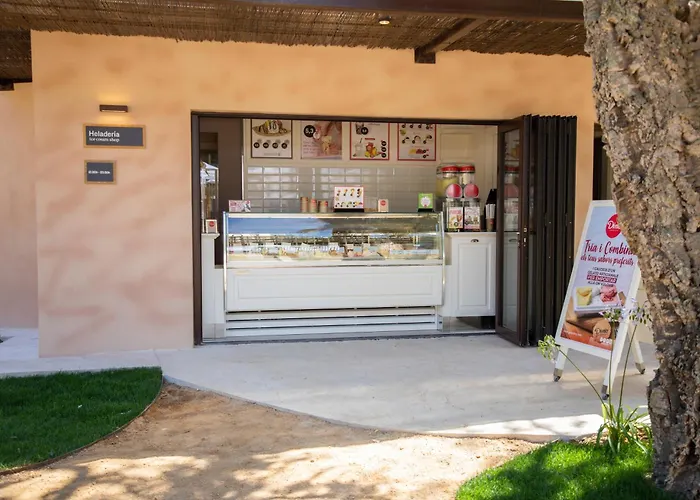 Camping Cala Pola