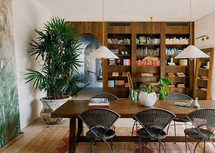 Basq House