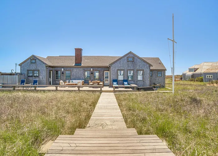 Stunning Ocean View! Beachfront Nantucket Retreat