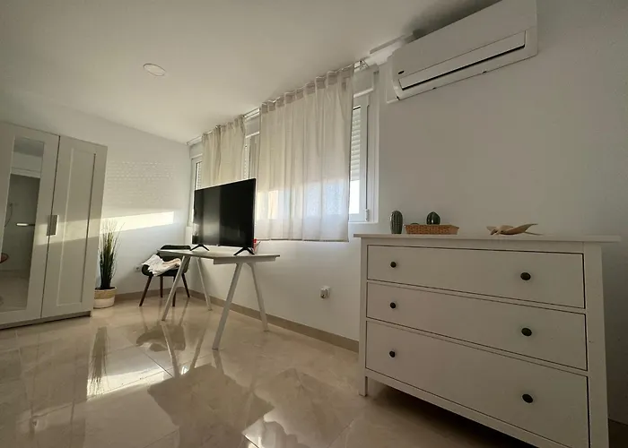 Tokyo Rooms Monsul Habitación PREMIUM con baño privado