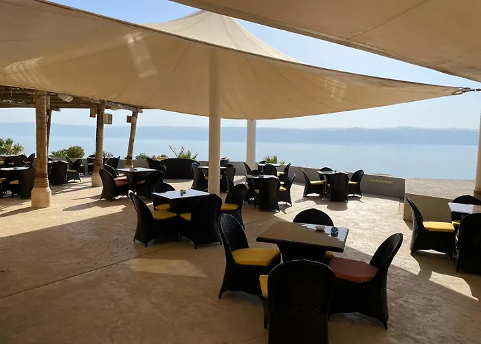 O Beach Hotel & Resort