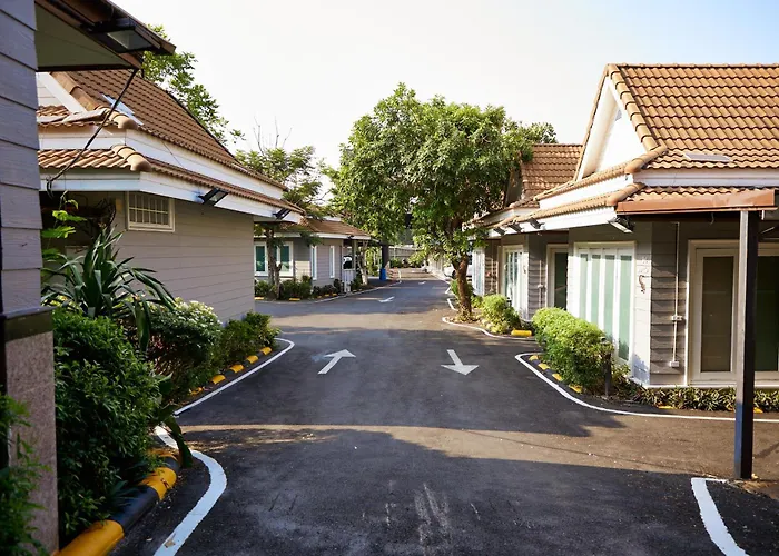 Baan Dara Resort