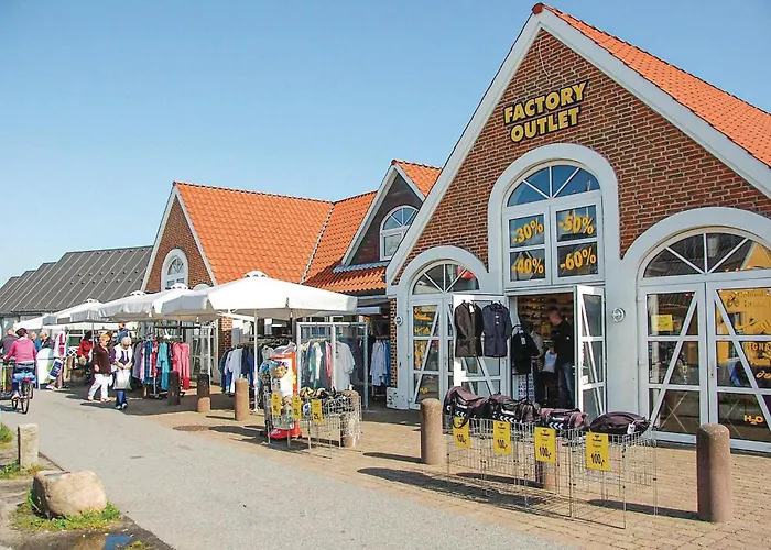 Three-Bedroom Holiday Home In Blavand