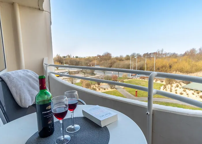 Moderne strandnahe Fewo inkl Pool, Sauna, Whirlpool&Strandkorb - 235