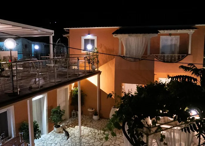 Cristina Apartments
