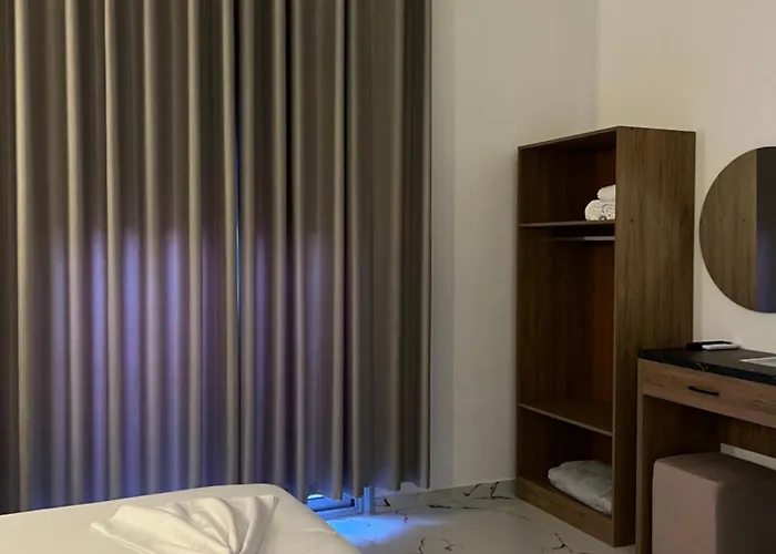 Xhefri'S Apartments
