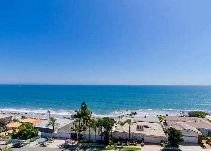 Ocean Paradise Santa Monica Adjacent 2 Bedroom
