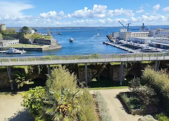 Appartement La Pérouse Vue mer et château