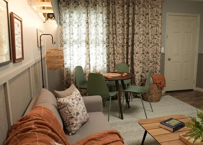 Avon Motel