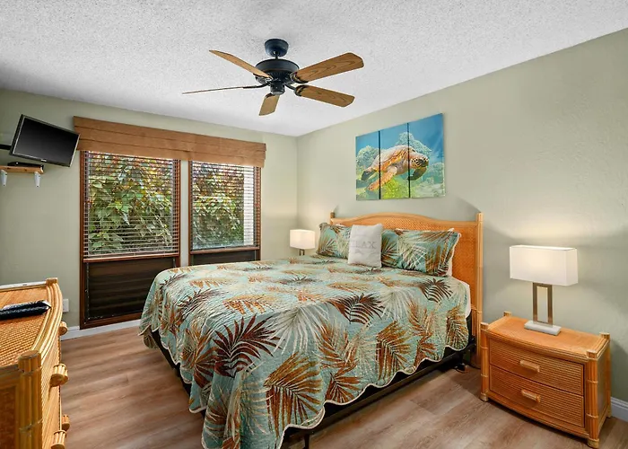 1Br 1Ba Kahala Tropical Dream, Pool, Garden View 513