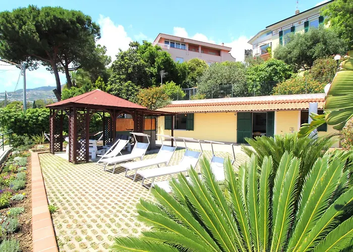 La Pace, Il Sole, Il Mare - Sanremo Casa Indipendente Vista Mare, Posto Auto Privato, Ampio Spazio Esterno Attrezzato, A Pochi Minuti Dalle Spiagge
