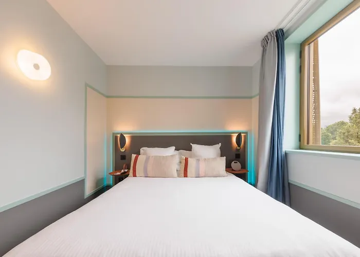 Aiden By Best Western Clermont-Ferrand - Le Magnetic Hotel & Spa