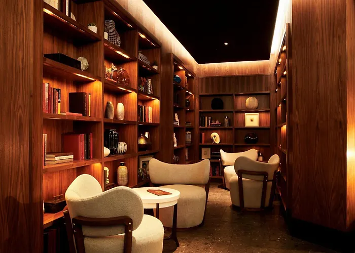 Vea Newport Beach, A Marriott Resort & Spa