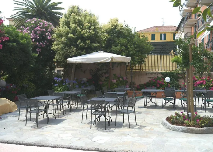Hotel Flora