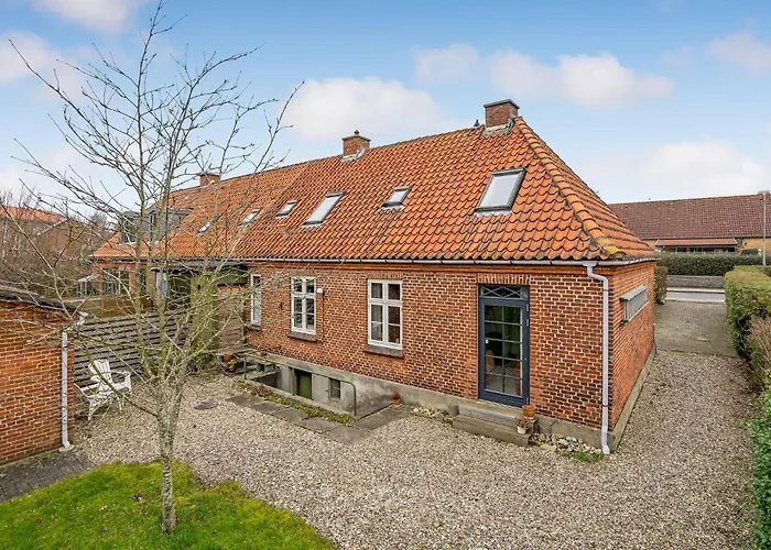 Lovely Home In Sonderborg With Kitchen