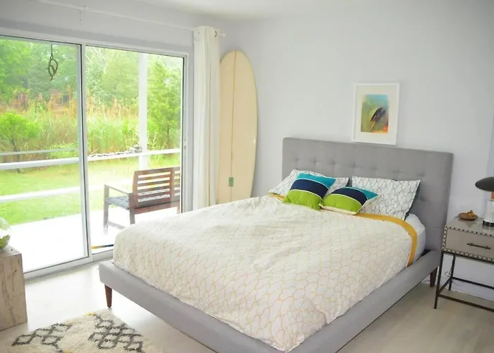 Water Front East Hampton Getaway