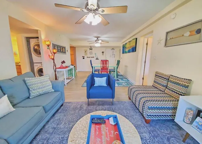 Enjoy Sunsets At Fully Equipped 2Br Condo On Beach