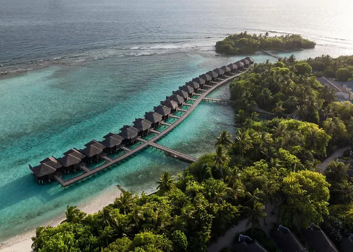 Sheraton Maldives Full Moon Resort & Spa