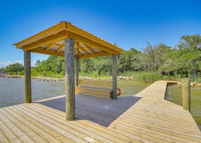 Historic Biloxi Bay Cottage W/ Beautiful View
