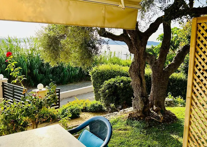 Terpsichori Villa And Apartments