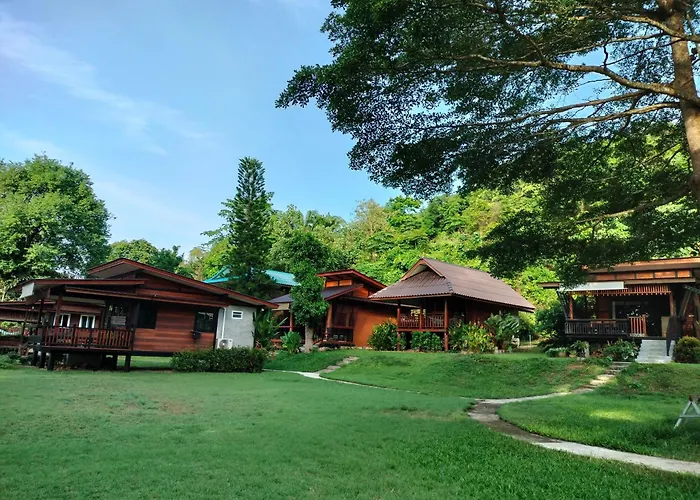 Suntisook Resort