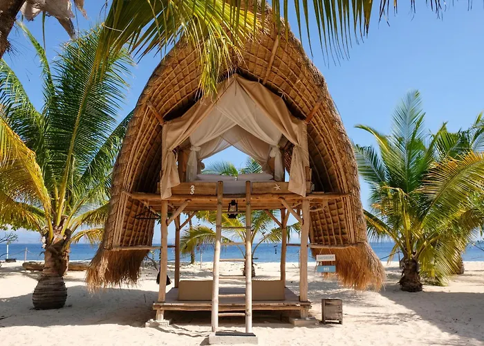 Le Pirate Island Komodo - Adults Only