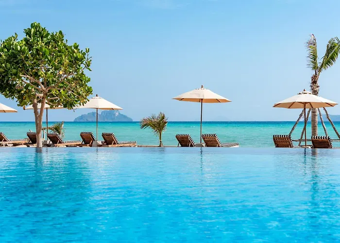 Saii Phi Phi Island Village - Complimentary Shared Speedboat Transfer For 5 Nights And Longer