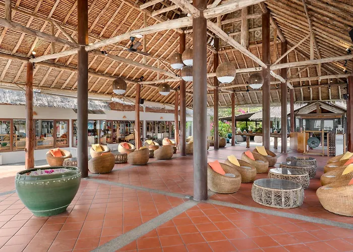 Saii Phi Phi Island Village - Complimentary Shared Speedboat Transfer For 5 Nights And Longer