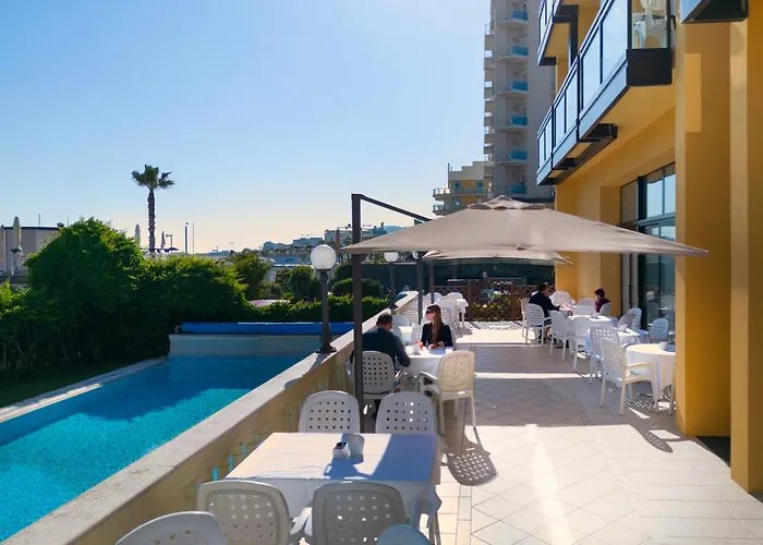 Rex Residence Hotel