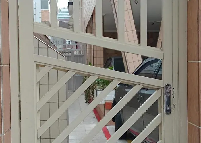 Edifício Cannes AP 16A