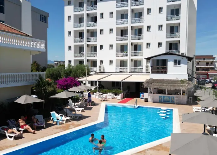 Hotel Lakaj