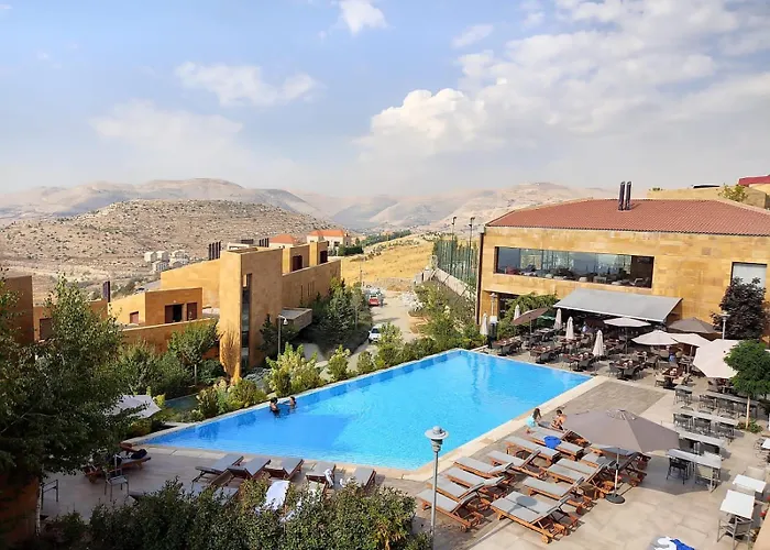 Oakridge Hotel & Spa