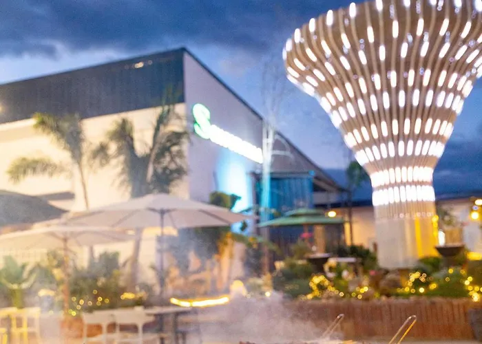 Sh Pool Villa Resorts