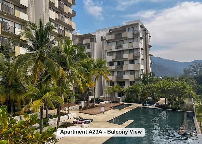 By The Sea- Pool And Sea View