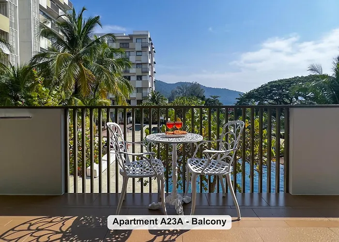 By The Sea- Pool And Sea View