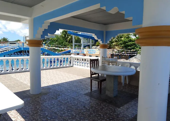 Nassim Hotel And Beach Resort