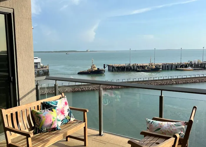 Sea Pearl Apartment At Waterfront