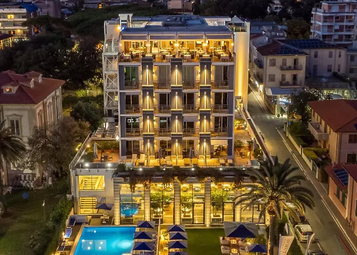 Hotel Excelsior