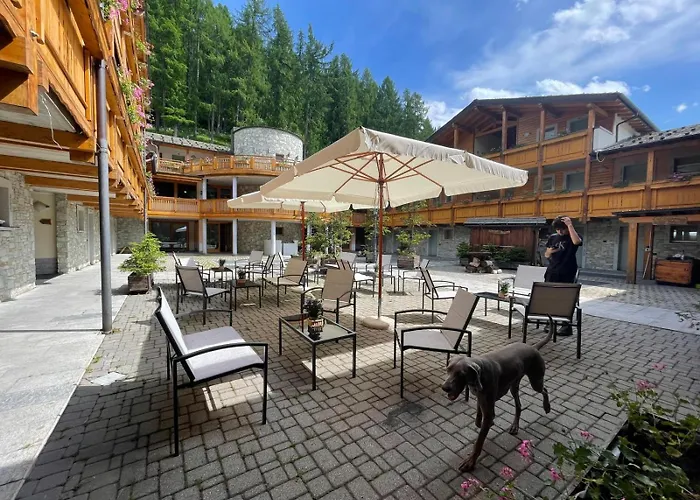 Boscone Suite Hotel