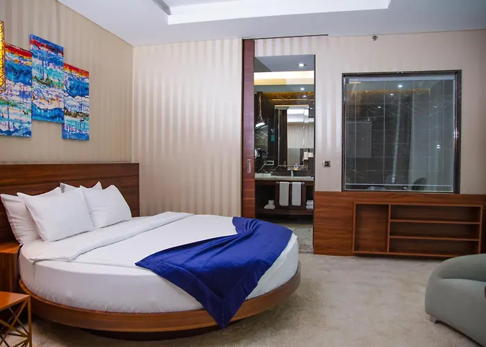 Gold Majesty Hotel