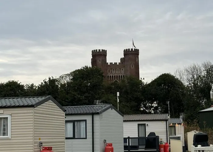 Hot Tub Retreat At Tattershall Lakes