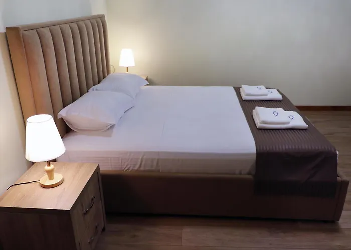 Rifat Peshkatari Hotel