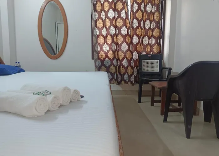 Sree Balaji Hotel - Lodge