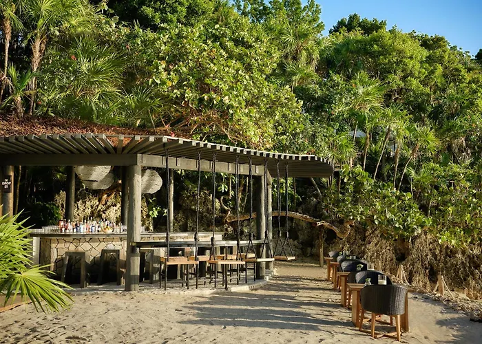 Kimpton Grand Roatan Resort And Spa By Ihg