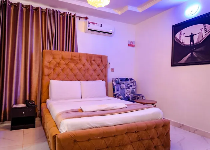 247 Luxury Hotel