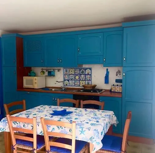La casa sul blu Acciaroli Casa Vacanze