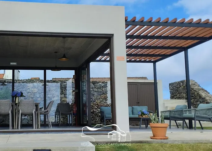 Refugio Dos Capelinhos - Villa E Suites