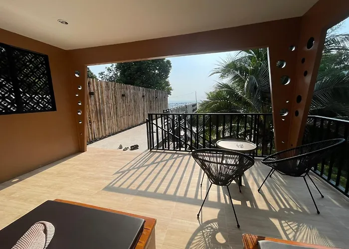 Marina Resort Koh Phayam Ranong